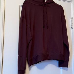 Quince Women's Dark Burgundy Hoodie